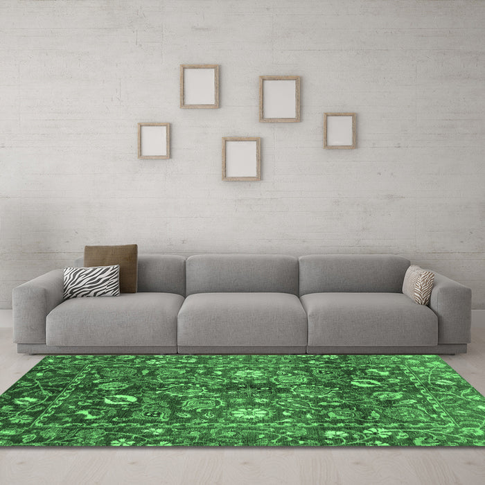 Machine Washable Oriental Emerald Green Traditional Area Rugs in a Living Room,, wshabs3763emgrn