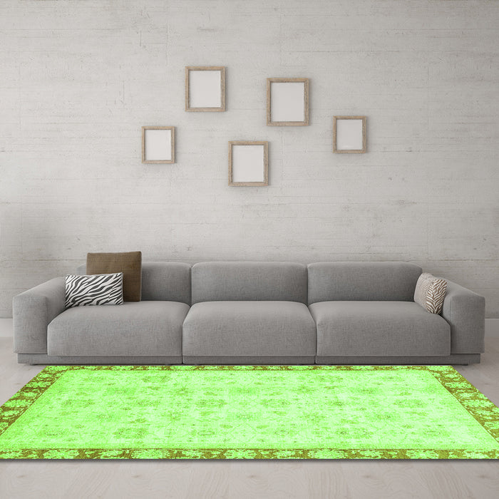 Machine Washable Oriental Green Traditional Area Rugs in a Living Room,, wshabs3768grn