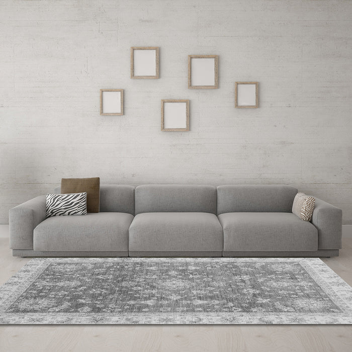 Machine Washable Oriental Gray Modern Rug in a Living Room,, wshabs3769gry