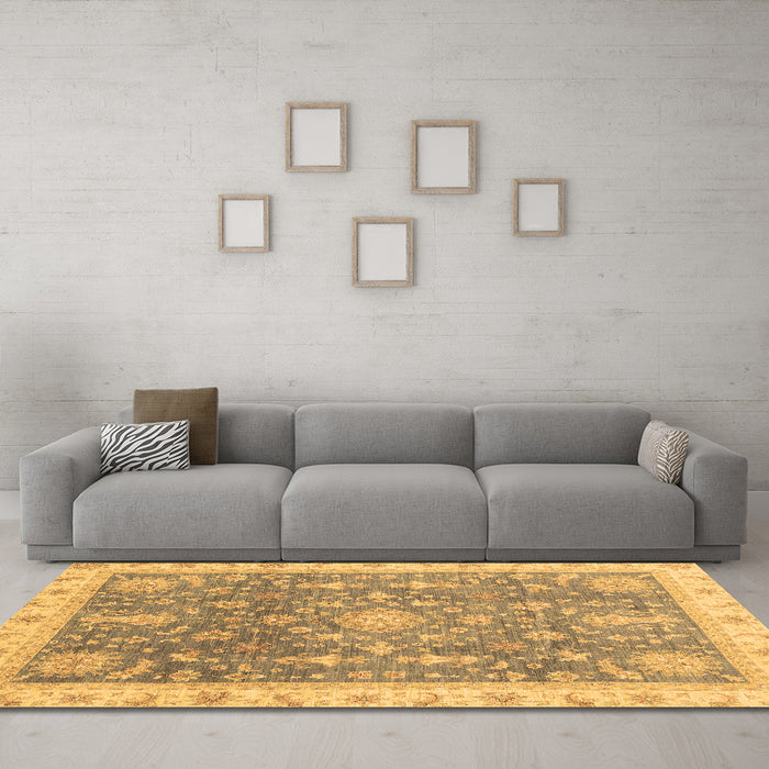 Machine Washable Oriental Brown Modern Rug in a Living Room,, wshabs3769brn