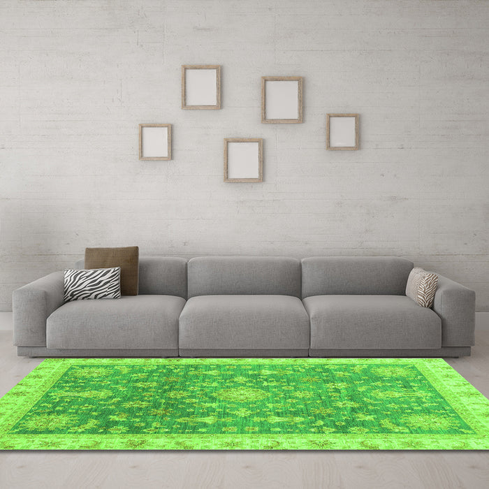 Machine Washable Oriental Green Modern Area Rugs in a Living Room,, wshabs3769grn