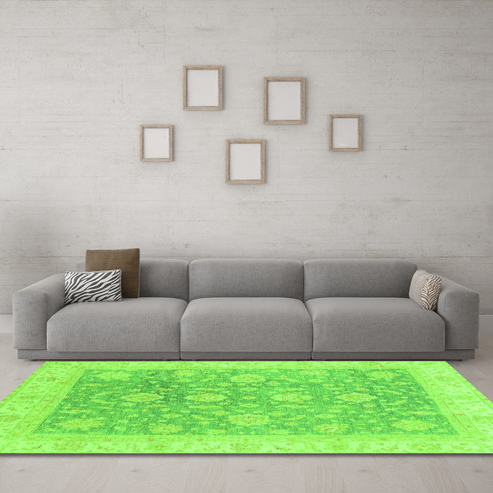 Machine Washable Oriental Green Traditional Area Rugs in a Living Room,, wshabs3779grn