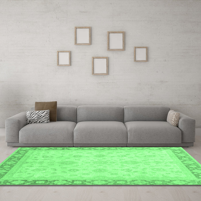 Machine Washable Abstract Emerald Green Modern Area Rugs in a Living Room,, wshabs3781emgrn