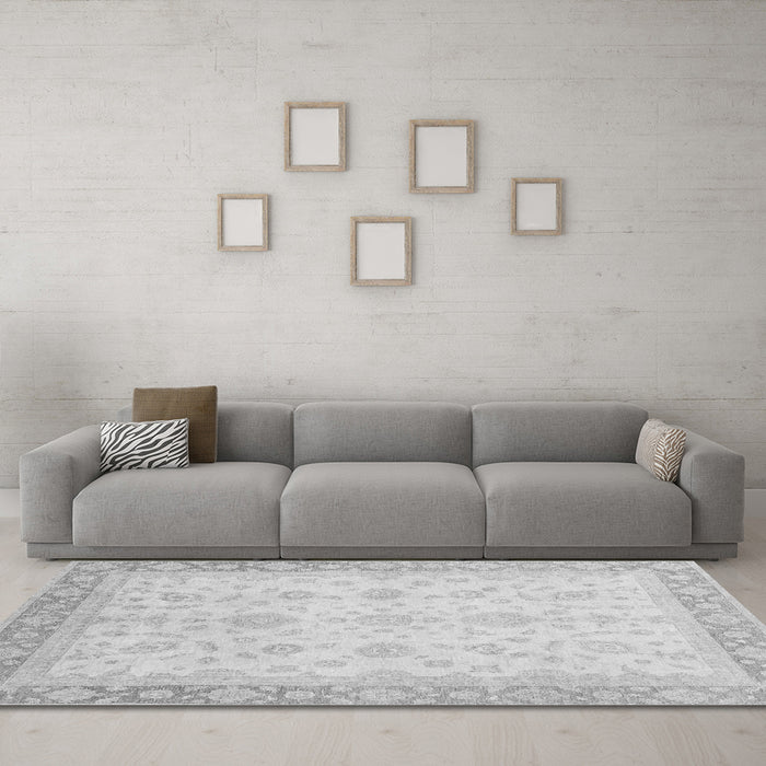 Machine Washable Abstract Gray Modern Rug in a Living Room,, wshabs3781gry