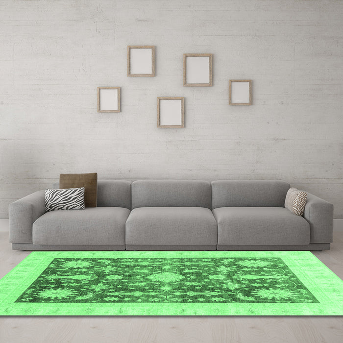 Machine Washable Oriental Emerald Green Traditional Area Rugs in a Living Room,, wshabs3787emgrn