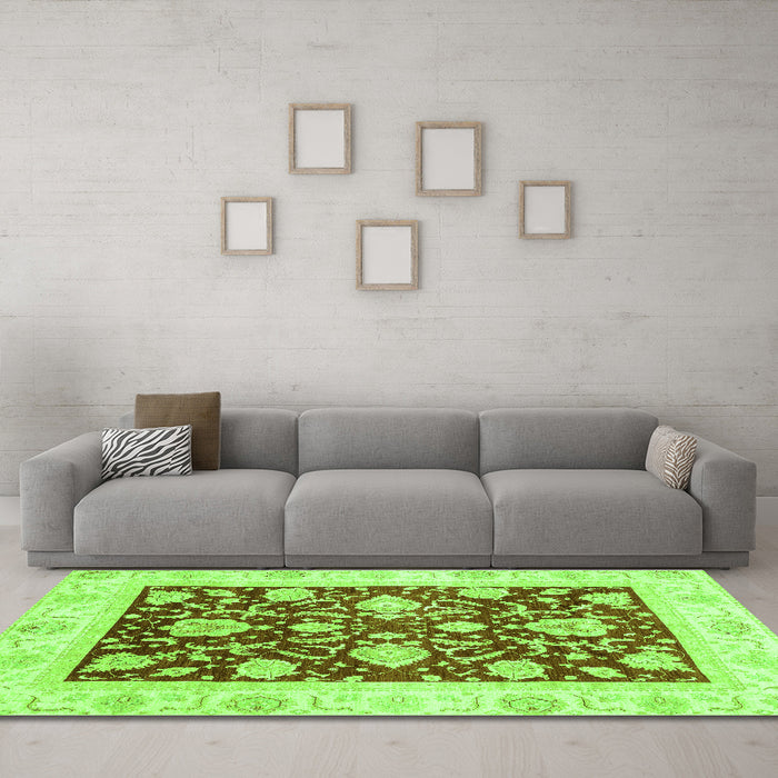Machine Washable Oriental Green Traditional Area Rugs in a Living Room,, wshabs3788grn