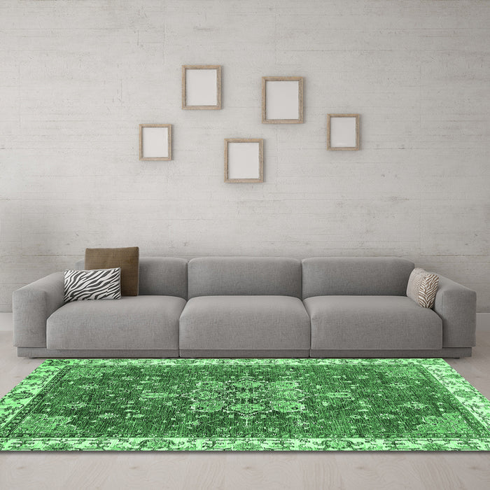 Machine Washable Abstract Emerald Green Modern Area Rugs in a Living Room,, wshabs378emgrn