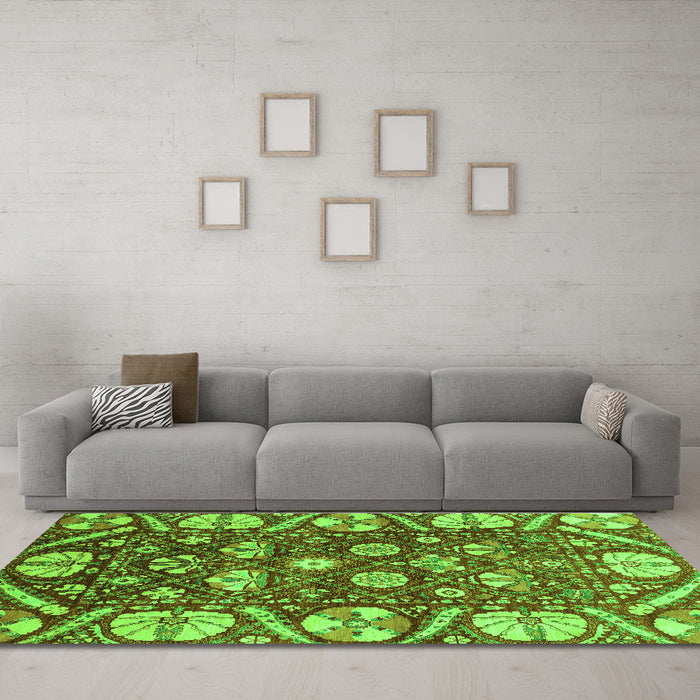 Machine Washable Abstract Green Modern Area Rugs in a Living Room,, wshabs3794grn
