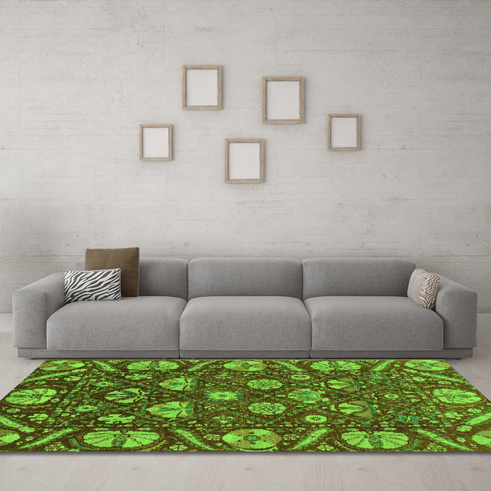 Machine Washable Abstract Green Modern Area Rugs in a Living Room,, wshabs3799grn
