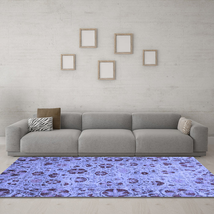 Machine Washable Oriental Blue Traditional Rug in a Living Room, wshabs3804blu