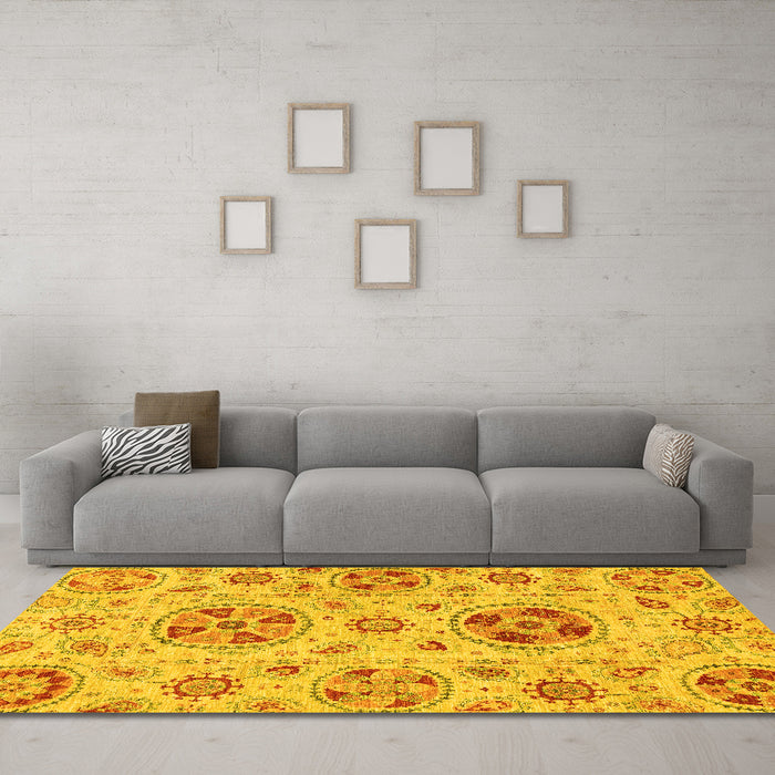 Machine Washable Abstract Yellow Modern Rug in a Living Room, wshabs3805yw