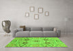 Machine Washable Abstract Green Modern Area Rugs in a Living Room,, wshabs3807grn