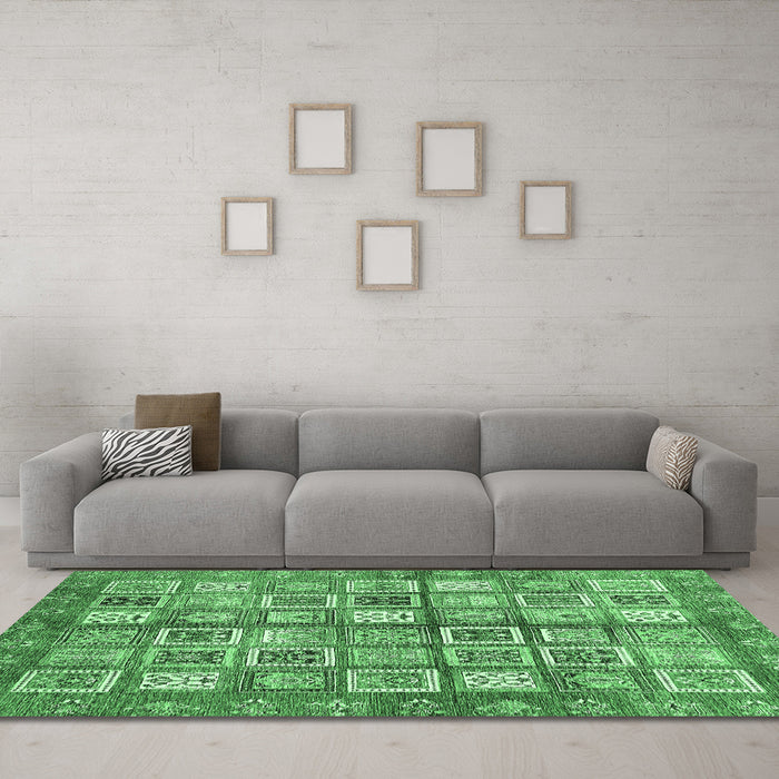 Machine Washable Abstract Emerald Green Modern Area Rugs in a Living Room,, wshabs380emgrn