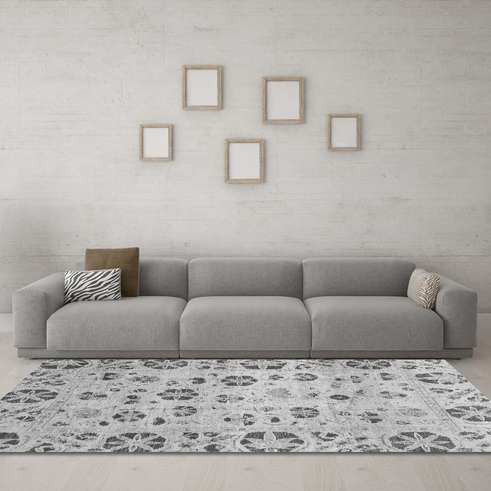 Machine Washable Abstract Gray Modern Rug in a Living Room,, wshabs3810gry