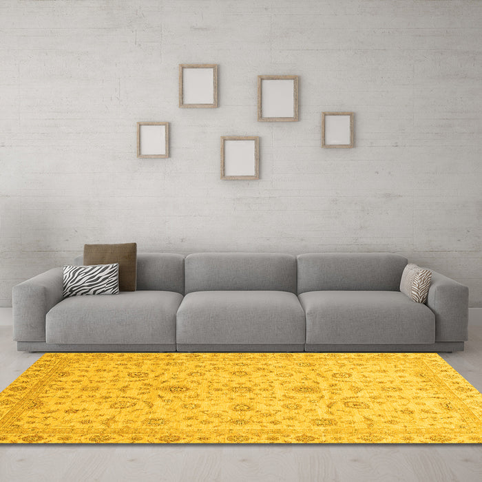 Machine Washable Abstract Yellow Modern Rug in a Living Room, wshabs3820yw