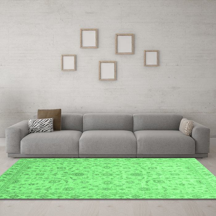 Machine Washable Abstract Emerald Green Modern Area Rugs in a Living Room,, wshabs3820emgrn