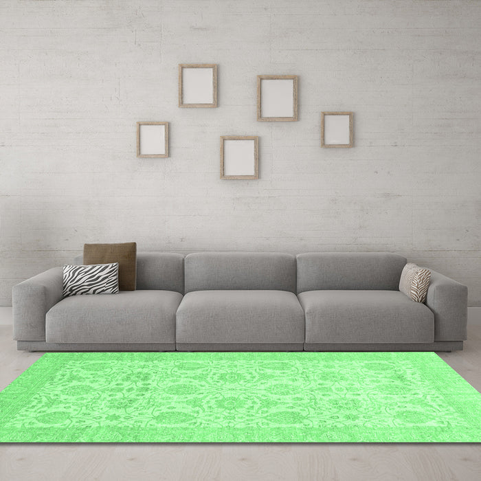 Machine Washable Abstract Emerald Green Modern Area Rugs in a Living Room,, wshabs3821emgrn