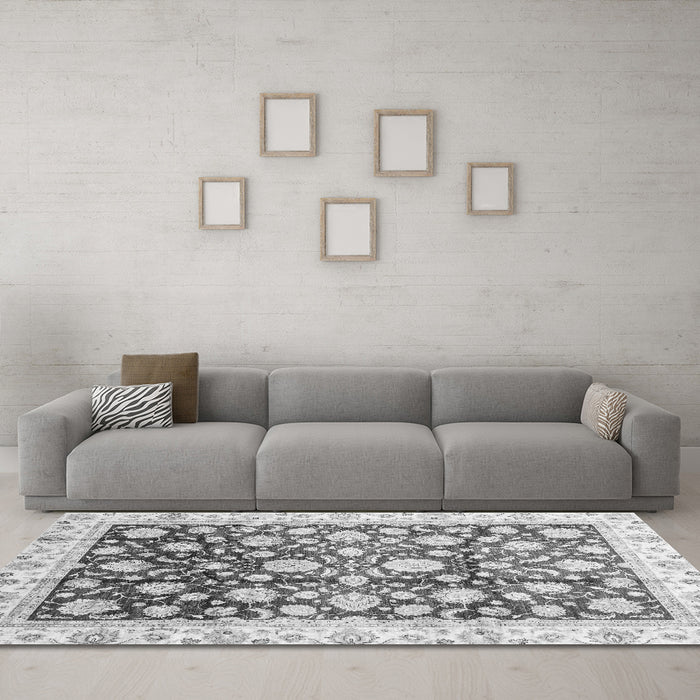 Machine Washable Oriental Gray Traditional Rug in a Living Room,, wshabs3822gry