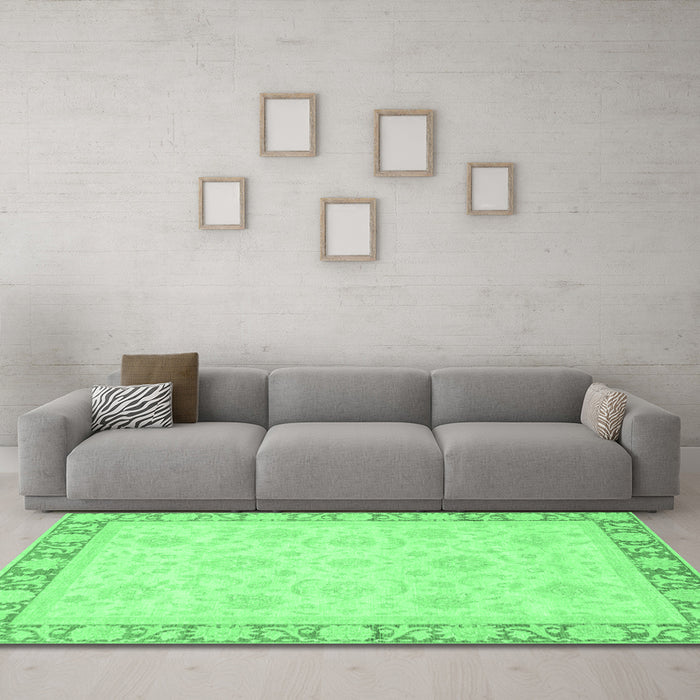 Machine Washable Abstract Emerald Green Modern Area Rugs in a Living Room,, wshabs3828emgrn