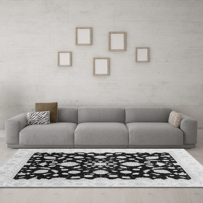 Machine Washable Oriental Gray Traditional Rug in a Living Room,, wshabs3832gry