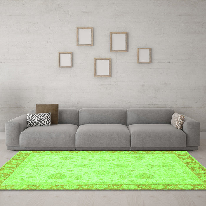 Machine Washable Abstract Green Modern Area Rugs in a Living Room,, wshabs3835grn