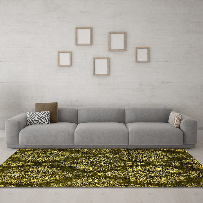 Machine Washable Abstract Yellow Modern Rug in a Living Room, wshabs383yw