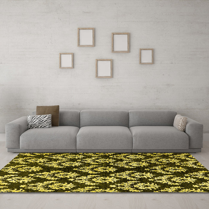 Machine Washable Abstract Yellow Modern Rug in a Living Room, wshabs384yw