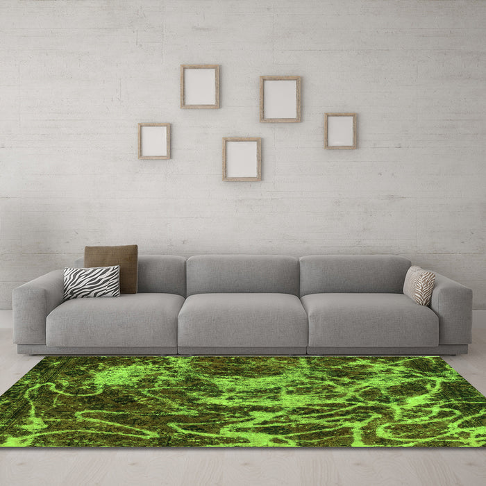Machine Washable Abstract Green Modern Area Rugs in a Living Room,, wshabs3851grn