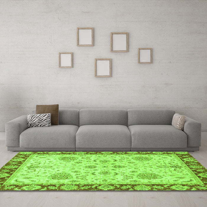 Machine Washable Oriental Green Traditional Area Rugs in a Living Room,, wshabs3863grn