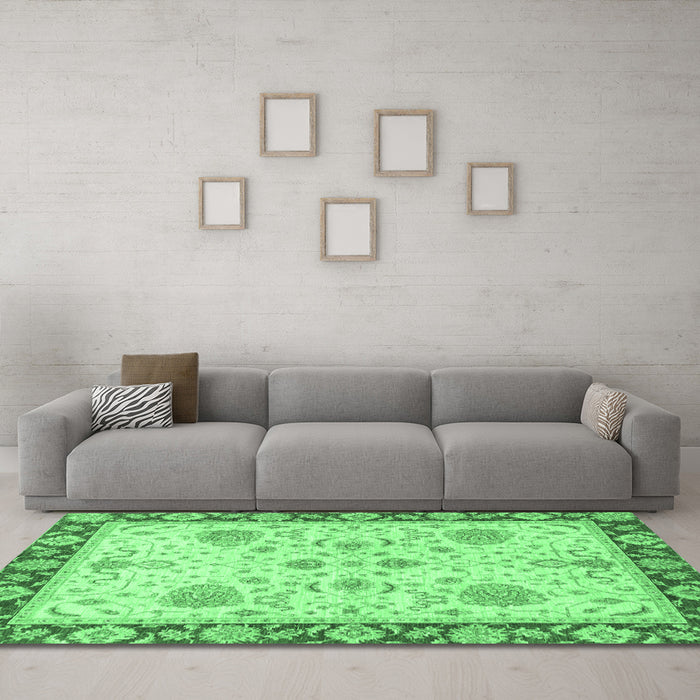 Machine Washable Oriental Emerald Green Traditional Area Rugs in a Living Room,, wshabs3863emgrn