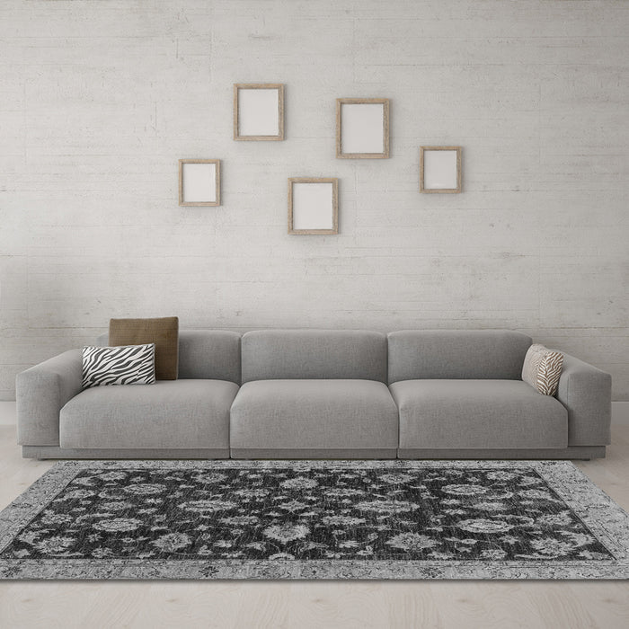 Machine Washable Oriental Gray Traditional Rug in a Living Room,, wshabs3866gry