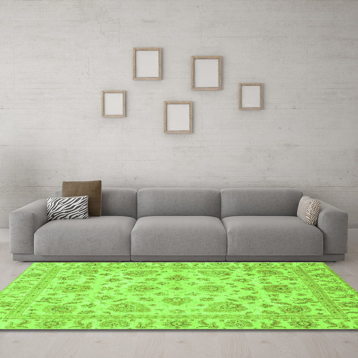 Machine Washable Abstract Green Modern Area Rugs in a Living Room,, wshabs3870grn