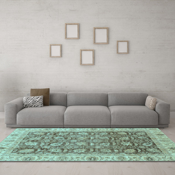 Machine Washable Oriental Light Blue Traditional Rug in a Living Room, wshabs3872lblu