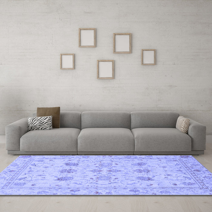 Machine Washable Oriental Blue Traditional Rug in a Living Room, wshabs3874blu