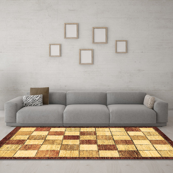 Machine Washable Abstract Brown Modern Rug in a Living Room,, wshabs387brn