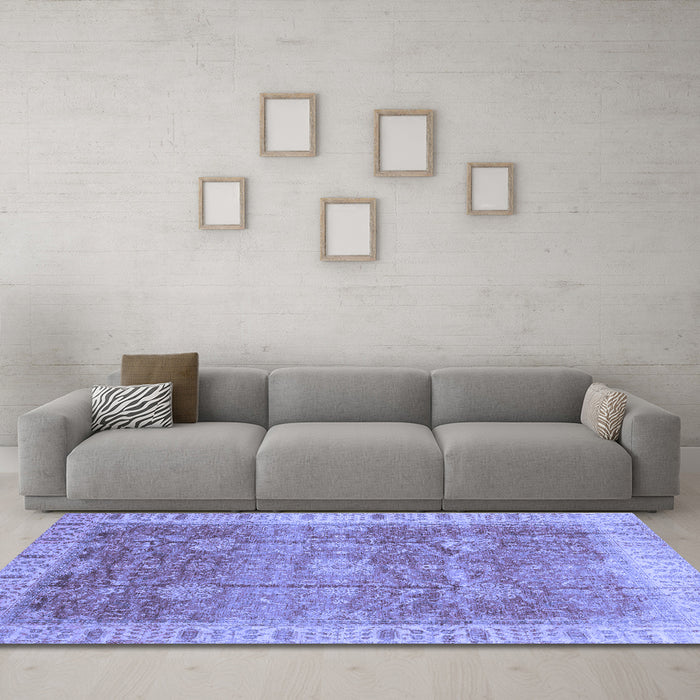 Machine Washable Oriental Blue Traditional Rug in a Living Room, wshabs3889blu