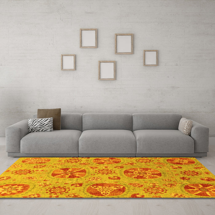 Machine Washable Abstract Yellow Modern Rug in a Living Room, wshabs3894yw
