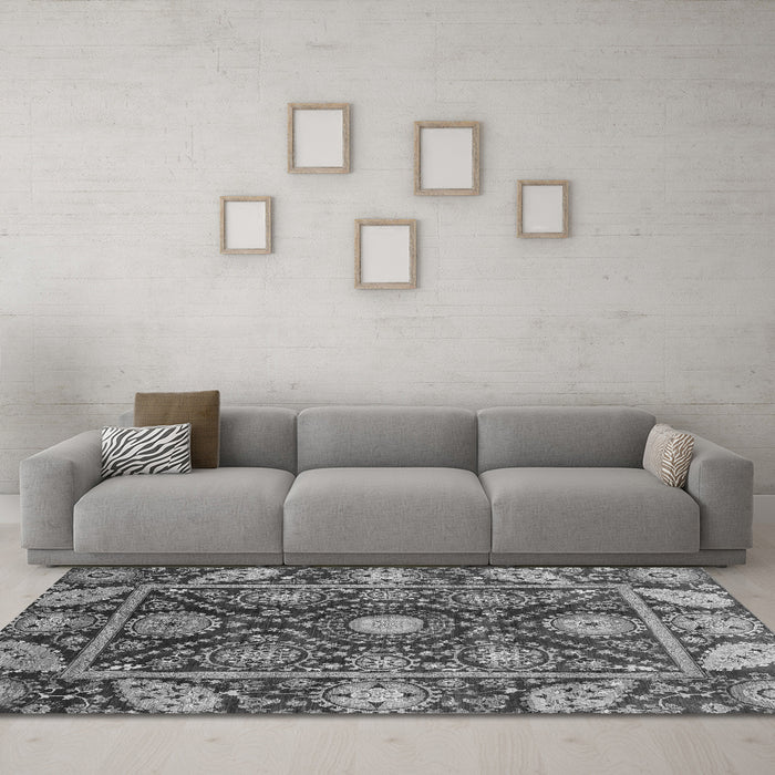 Machine Washable Oriental Gray Traditional Rug in a Living Room,, wshabs3902gry