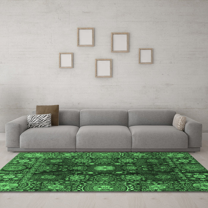Machine Washable Abstract Emerald Green Modern Area Rugs in a Living Room,, wshabs3903emgrn