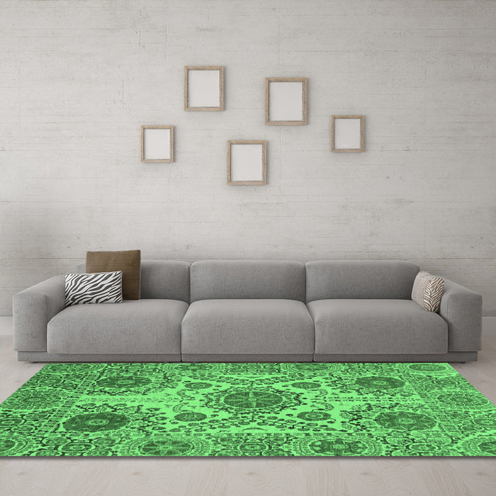 Machine Washable Abstract Emerald Green Modern Area Rugs in a Living Room,, wshabs3907emgrn