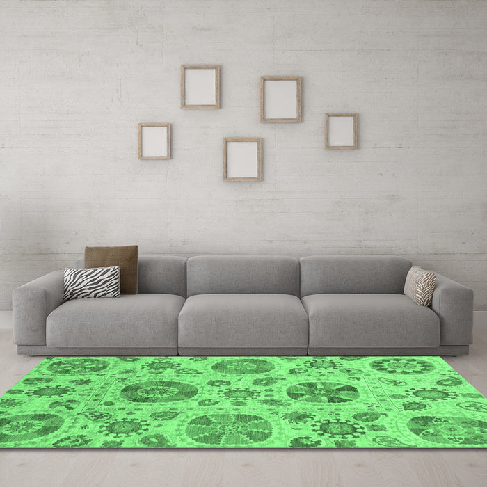 Machine Washable Abstract Emerald Green Modern Area Rugs in a Living Room,, wshabs3908emgrn