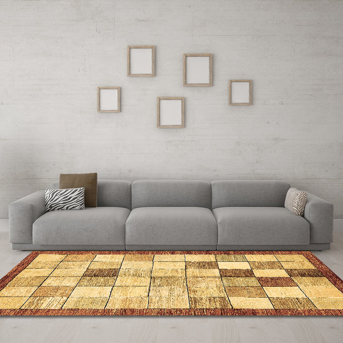 Machine Washable Checkered Brown Modern Rug in a Living Room,, wshabs391brn