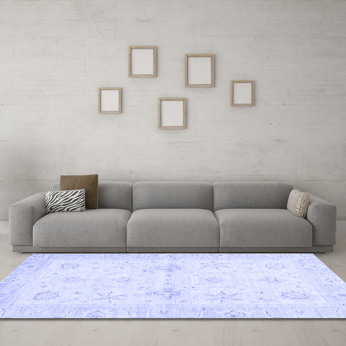 Machine Washable Oriental Blue Traditional Rug in a Living Room, wshabs3927blu