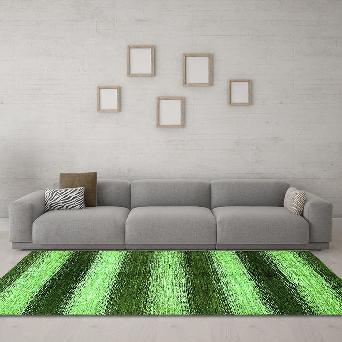 Machine Washable Abstract Green Modern Area Rugs in a Living Room,, wshabs392grn
