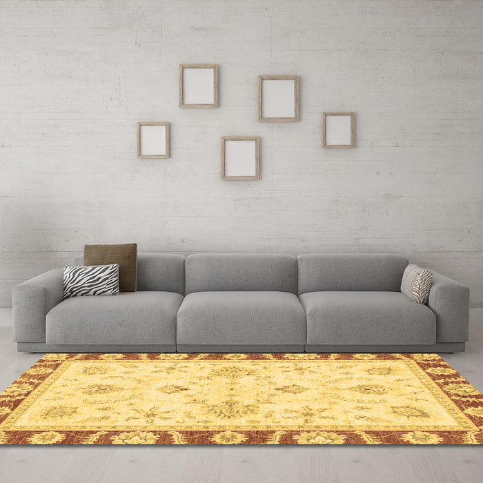 Machine Washable Oriental Brown Modern Rug in a Living Room,, wshabs3937brn