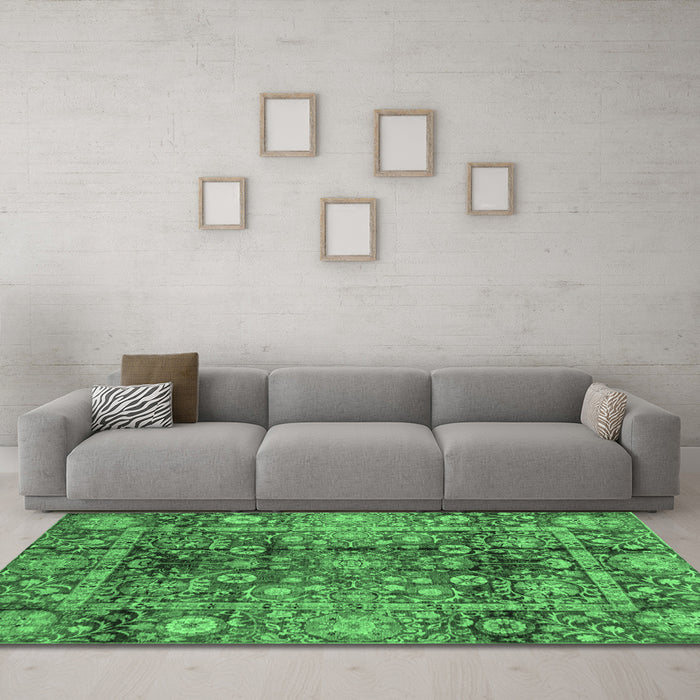 Machine Washable Abstract Emerald Green Modern Area Rugs in a Living Room,, wshabs3946emgrn