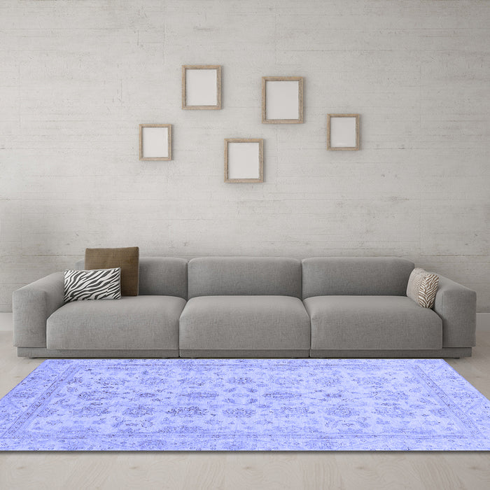 Machine Washable Oriental Blue Traditional Rug in a Living Room, wshabs3955blu