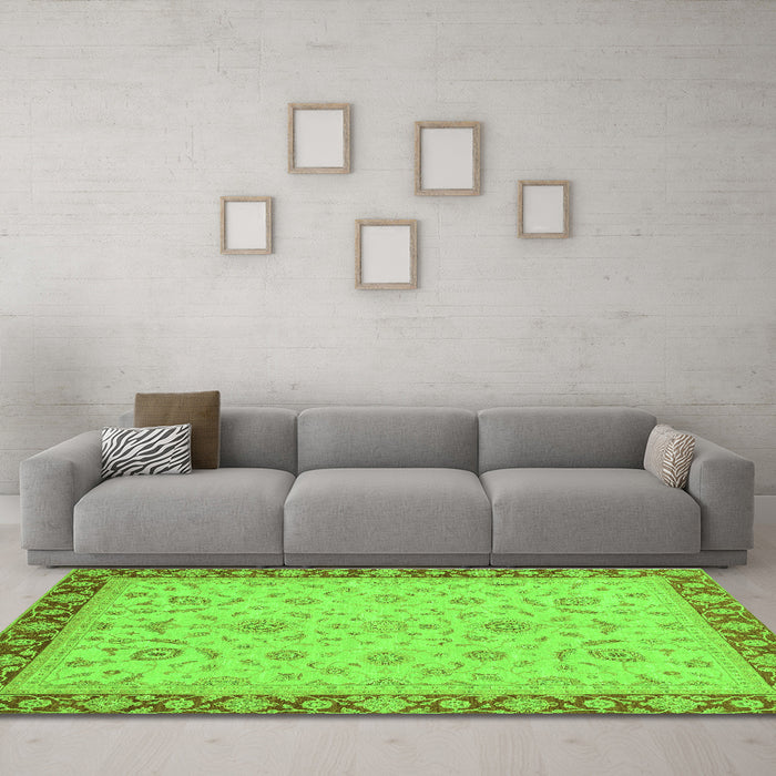 Machine Washable Oriental Green Traditional Area Rugs in a Living Room,, wshabs3970grn