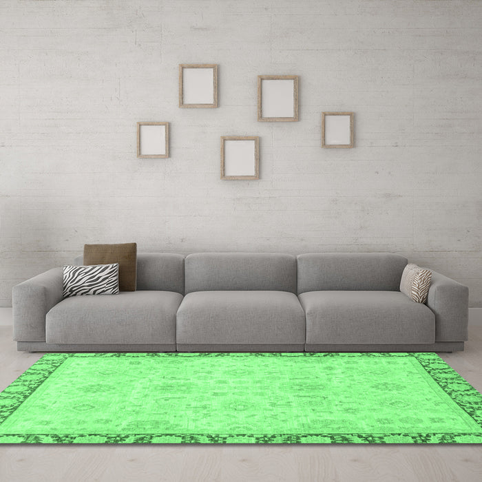 Machine Washable Abstract Emerald Green Modern Area Rugs in a Living Room,, wshabs3982emgrn