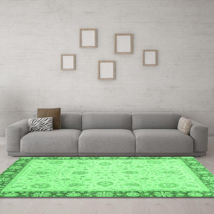 Machine Washable Abstract Emerald Green Modern Area Rugs in a Living Room,, wshabs3983emgrn